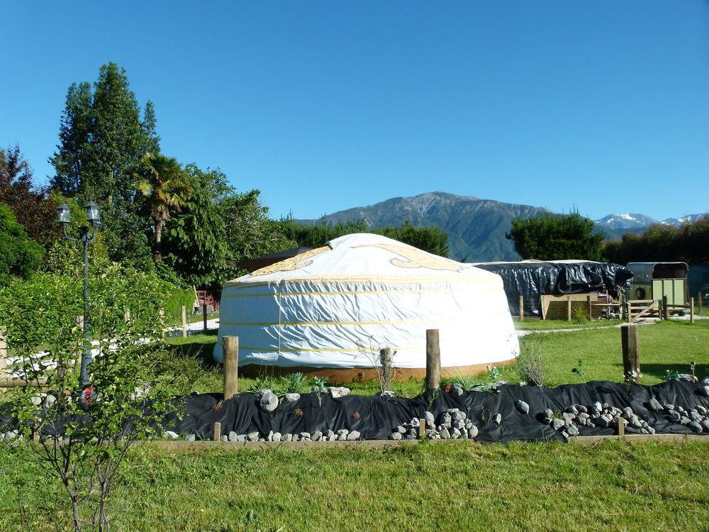 Wacky Stays - Unique Farm-Stay Glamping Rentals, Free Animal Feeding Tours Kaikoura Luaran gambar