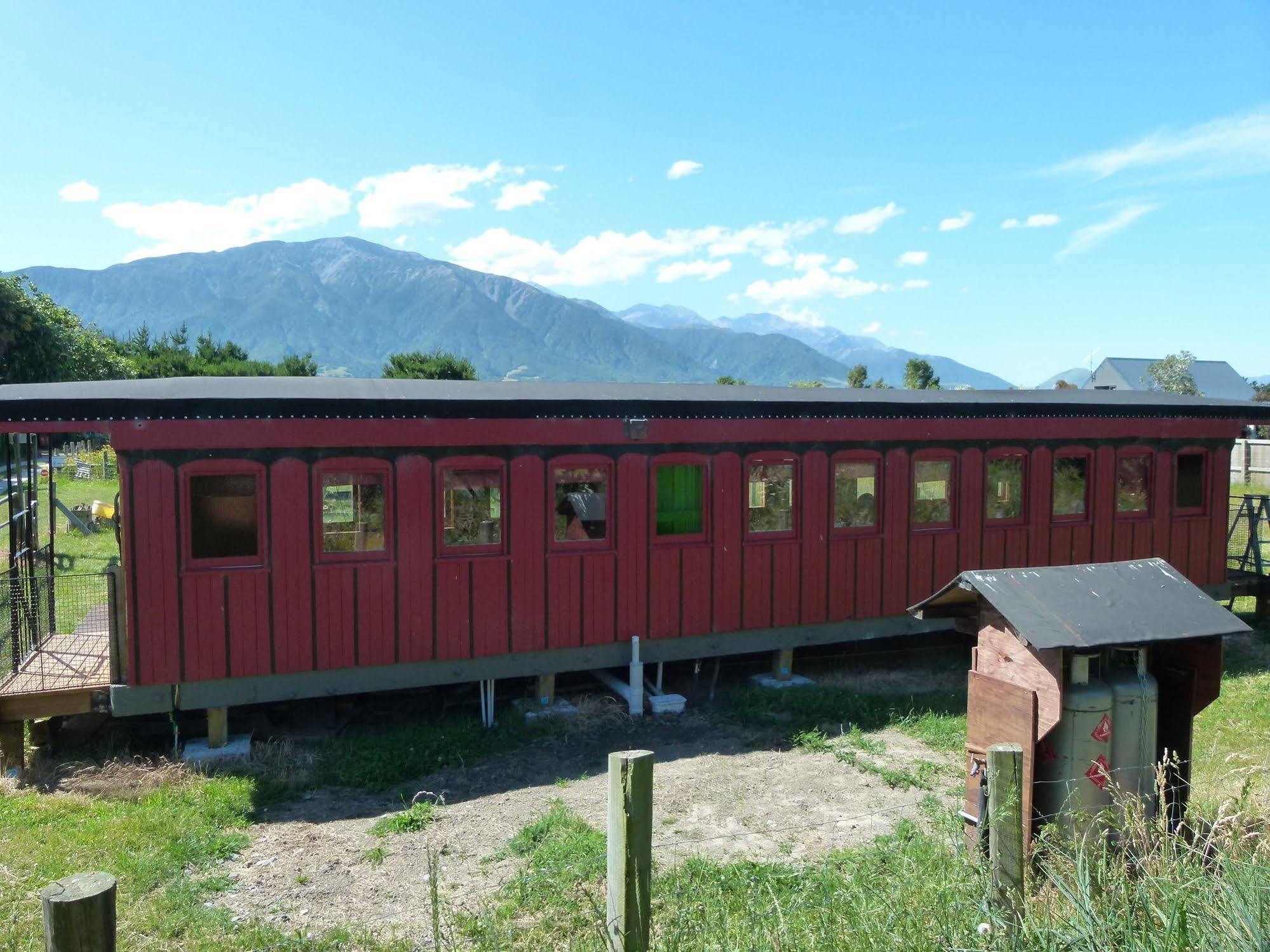 Wacky Stays - Unique Farm-Stay Glamping Rentals, Free Animal Feeding Tours Kaikoura Luaran gambar